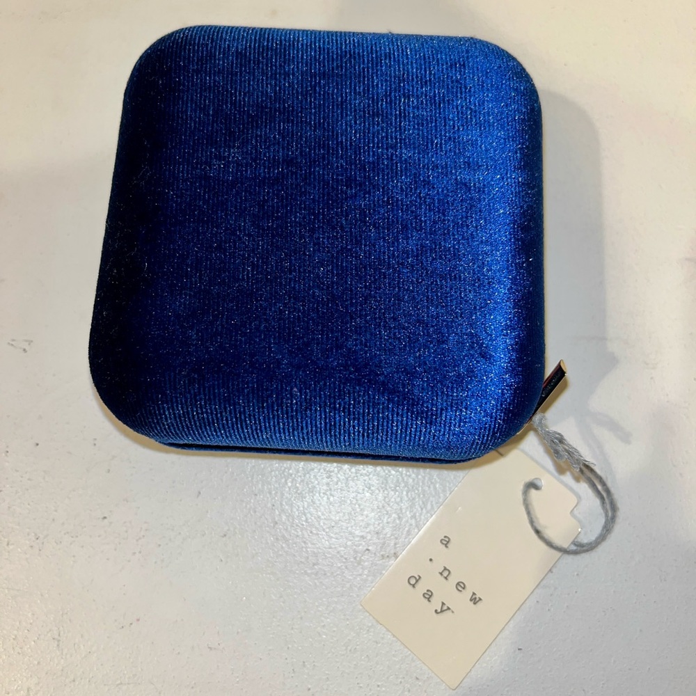 A New Day Travel Jewelry Box Mirror Velvet Blue&Pink Holder Multiple Compartment
